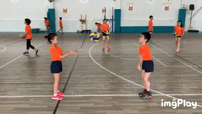 米体：泽林斯基本有望德比首发，但国家队赛后他出现身体问题